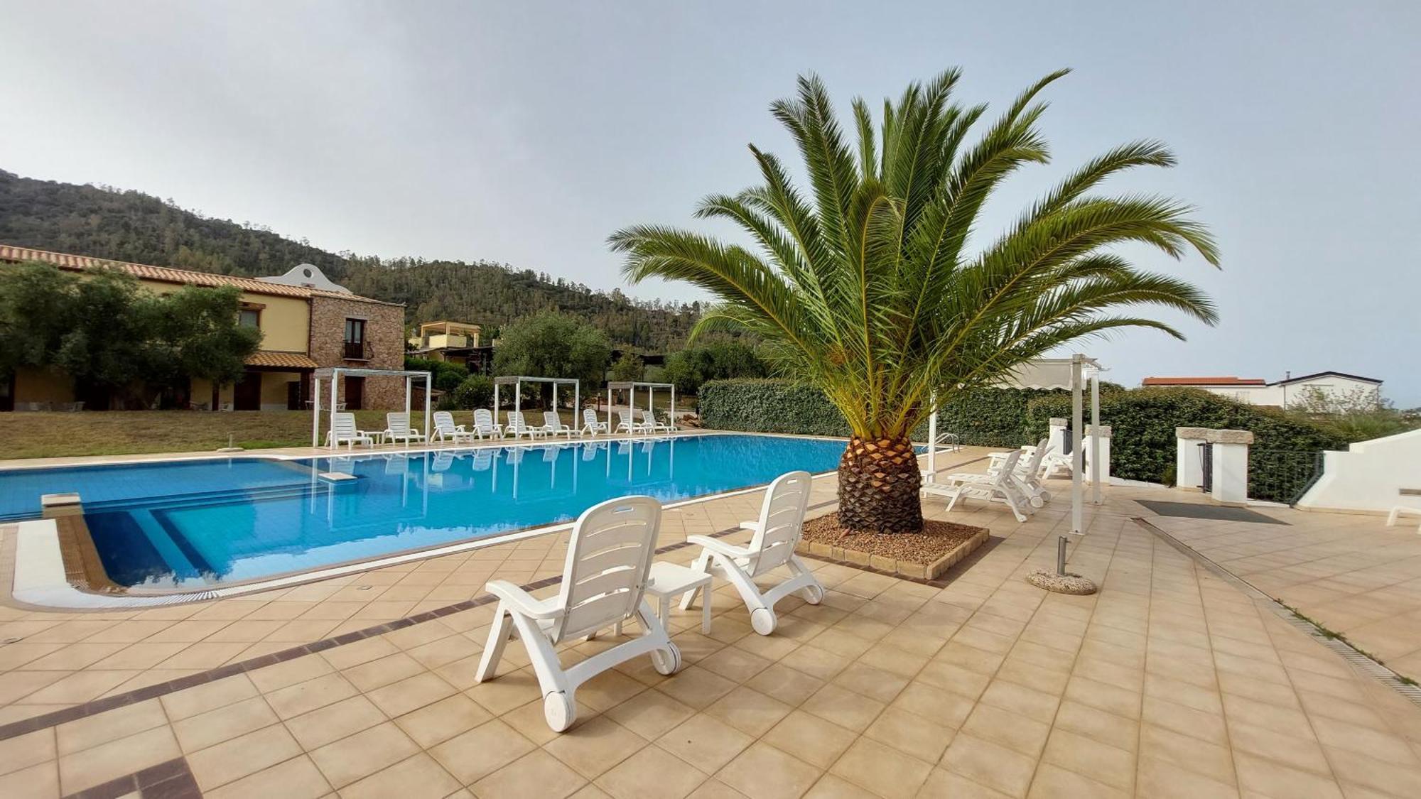 Hotel Cardedu Luaran gambar