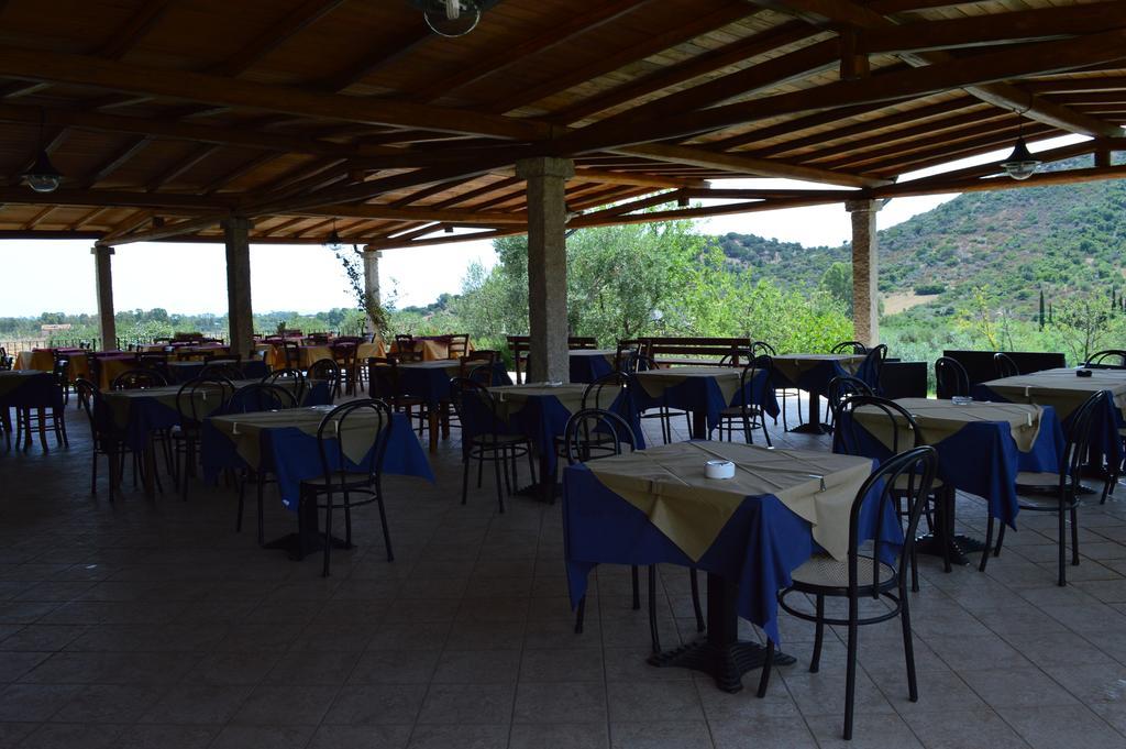 Hotel Cardedu Luaran gambar
